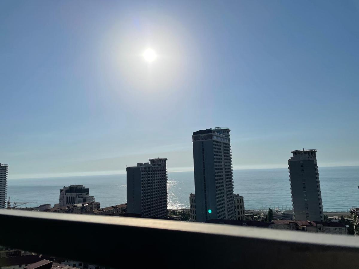 Batumi Real Lux Apartment Bagian luar foto