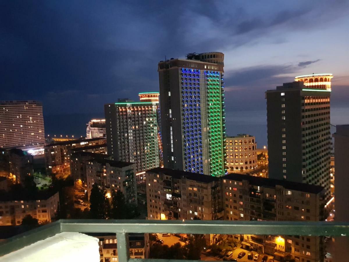 Batumi Real Lux Apartment Bagian luar foto
